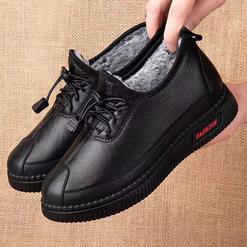 カシミヤ綿を使用した暖かく滑りにくい靴
