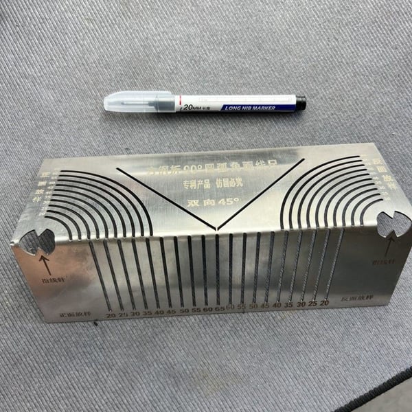 PrecisionFlex 角度および曲線マーキング ツール